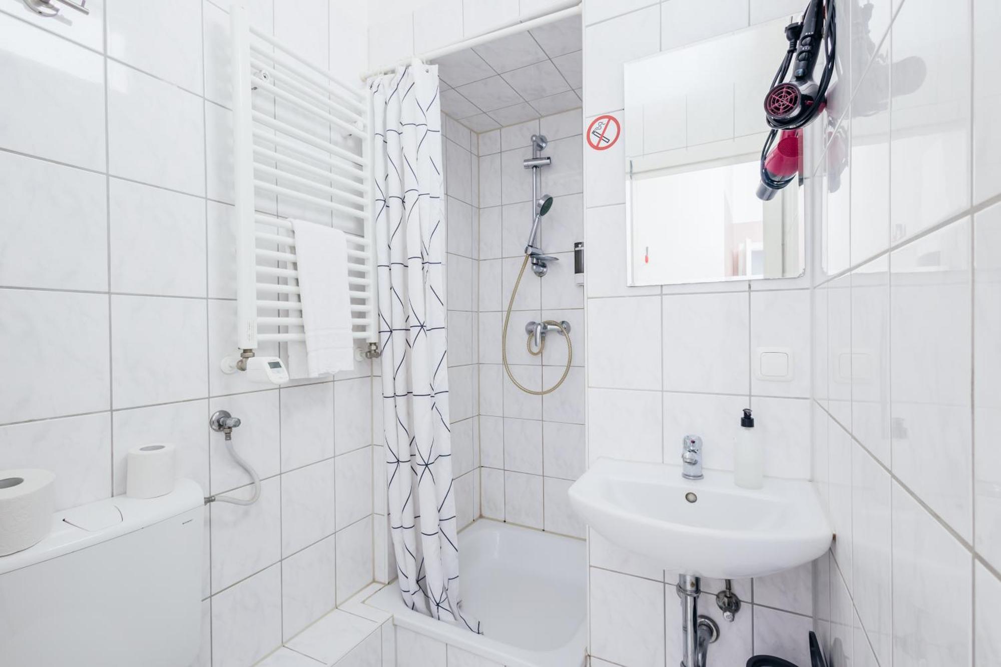 2-Room Apartment Ανόβερο Εξωτερικό φωτογραφία